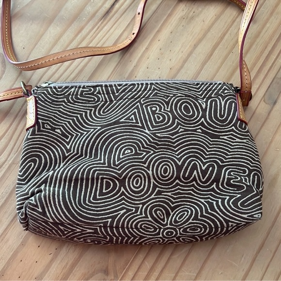 Dooney & Bourke Crossbody Bag - Picture 3 of 8